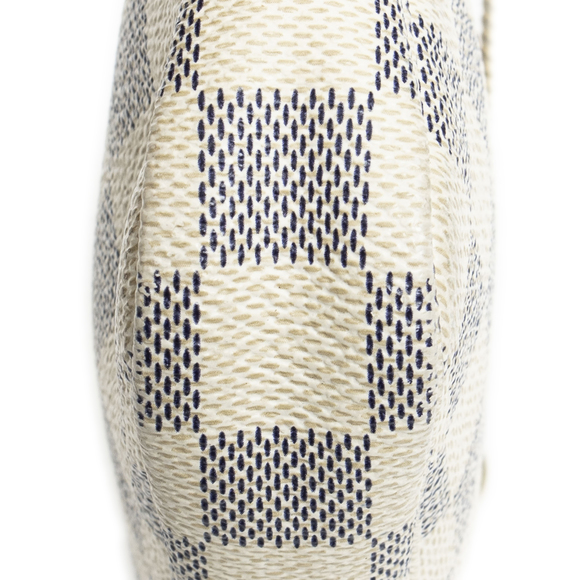 Louis Vuitton Mini Accessory Pouch - Picture 8 of 10